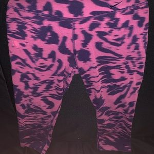 Nike crop leggings